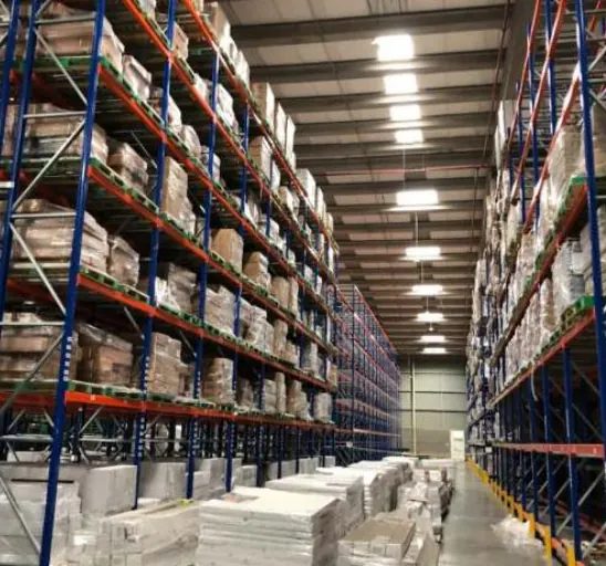Racks para tarimas en almacén de alta capacidad