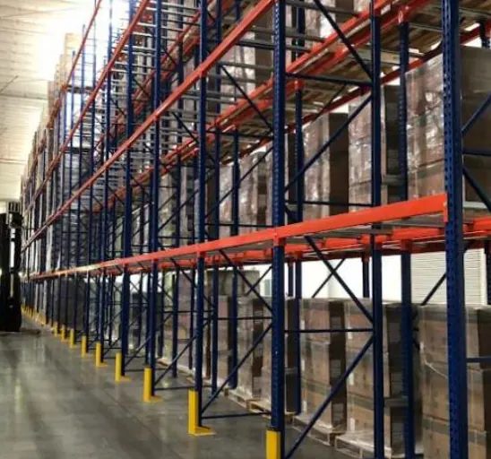 Racks selectivos de gran altura en el CEDIS de Mabe